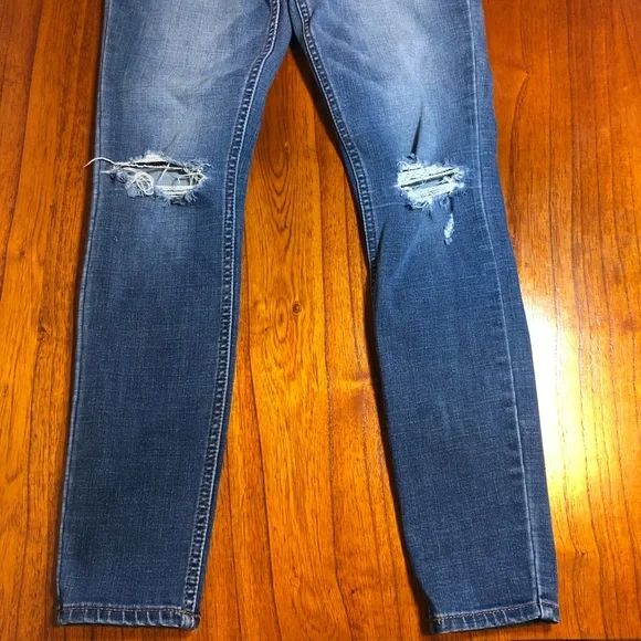 Aero distressed cheeky skinny jeggings - Picture 9 of 11